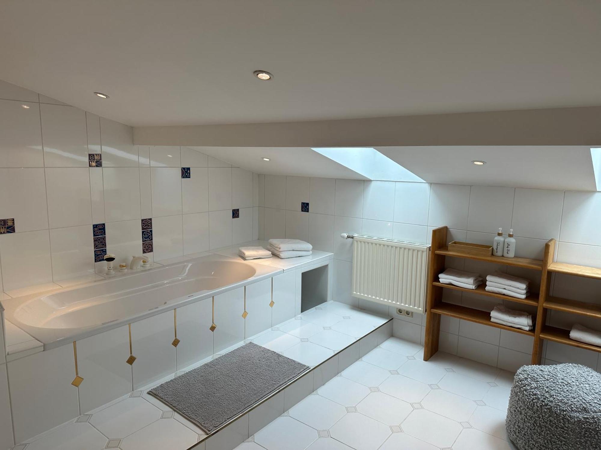 17Er Apartment Mit Sauna Und Privater Garage Mondsee Buitenkant foto